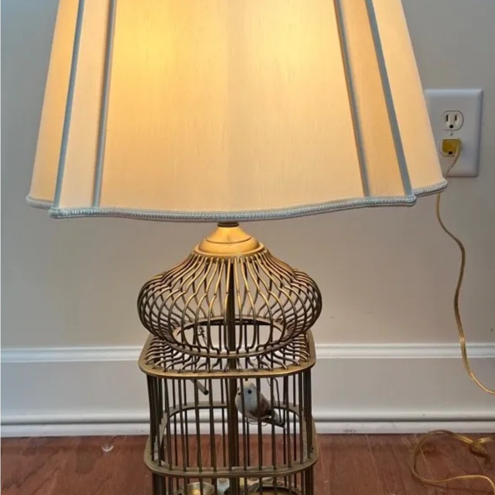 Brass Pagoda Lamp Hollywood Regency Style by Currey and Company